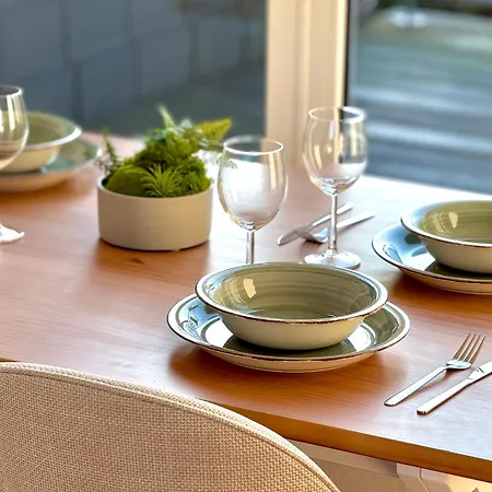 Helles Für Bis Zu 4 Personen In Ruhiger Lage Mönchengladbach