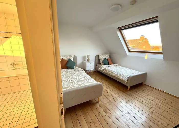 Helles Für Bis Zu 4 Personen In Ruhiger Lage Apartment *