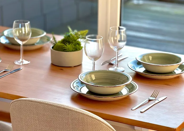 Helles Für Bis Zu 4 Personen In Ruhiger Lage Mönchengladbach