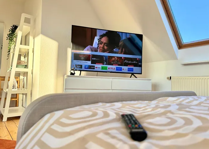 Helles Für Bis Zu 4 Personen In Ruhiger Lage *