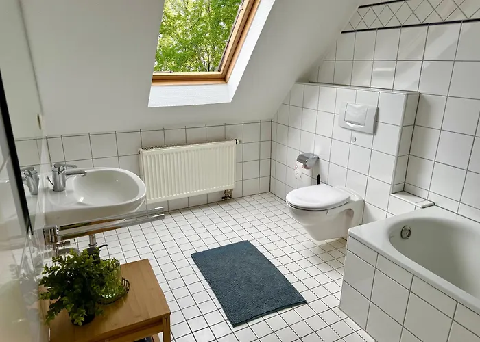 Helles Für Bis Zu 4 Personen In Ruhiger Lage Apartment