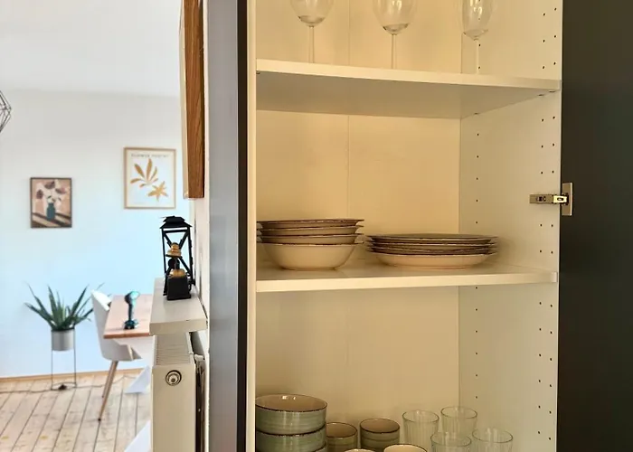 Helles Für Bis Zu 4 Personen In Ruhiger Lage Mönchengladbach